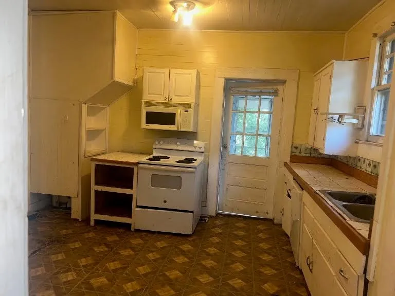 Fix & Flip SFH in troy, AL 36081 – $78,000 — exterior photo