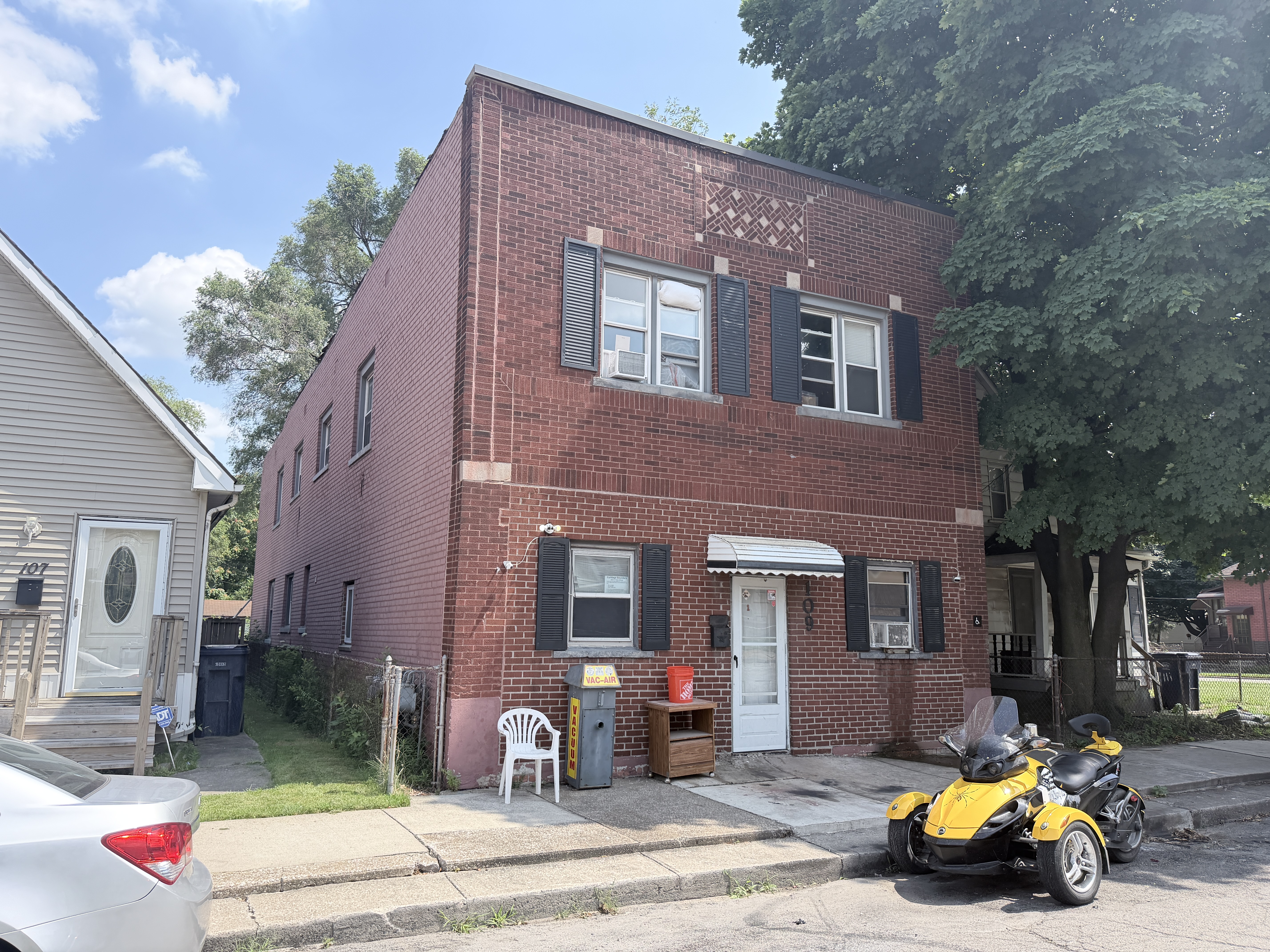 Section 8 Multi-Family in River Rouge, MI 48218 – $267,500 — exterior photo