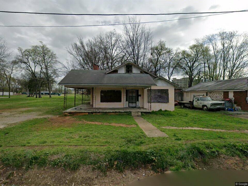 Fix & Flip SFH in Huntsville, AL 35805 – $67,000 — exterior photo