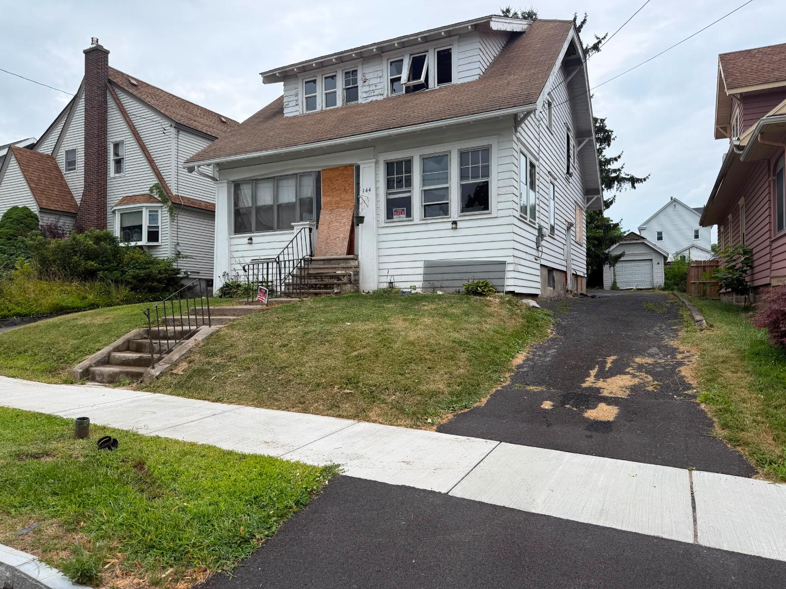 Fix & Flip SFH in Syracuse, NY 13208 – $69,000 — exterior photo