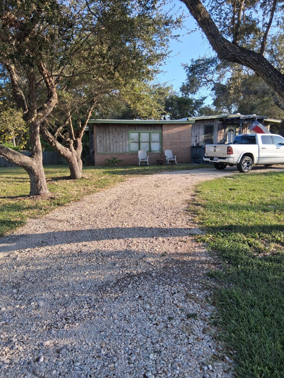 Fix & Flip SFH in Rockport, TX 78382 – $138,000 — exterior photo