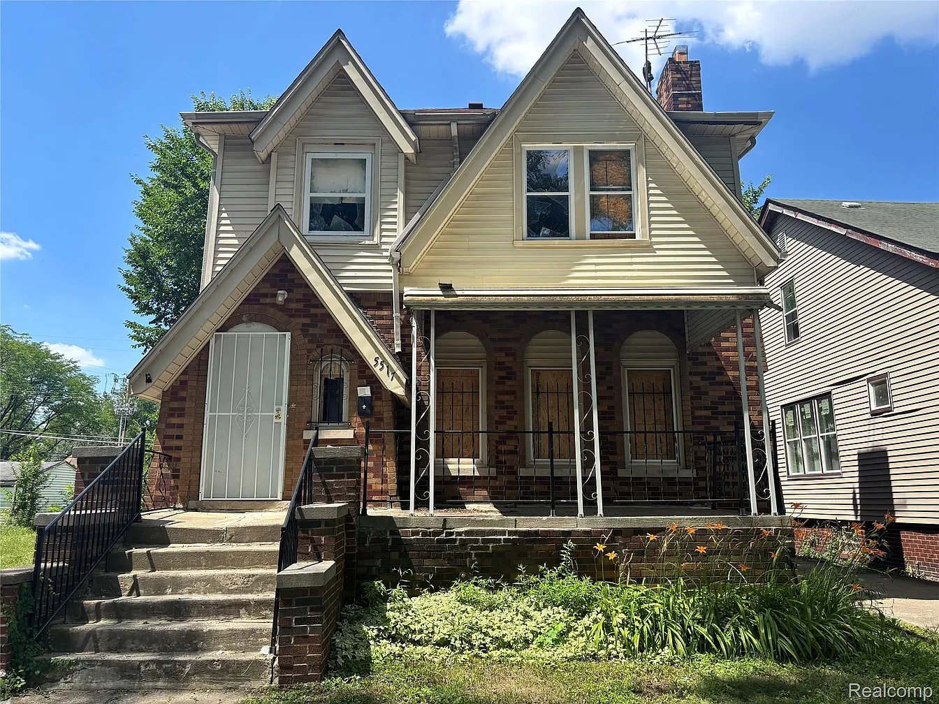 Fix & Flip SFH in Detroit, MI 48213 – $75,000 — exterior photo