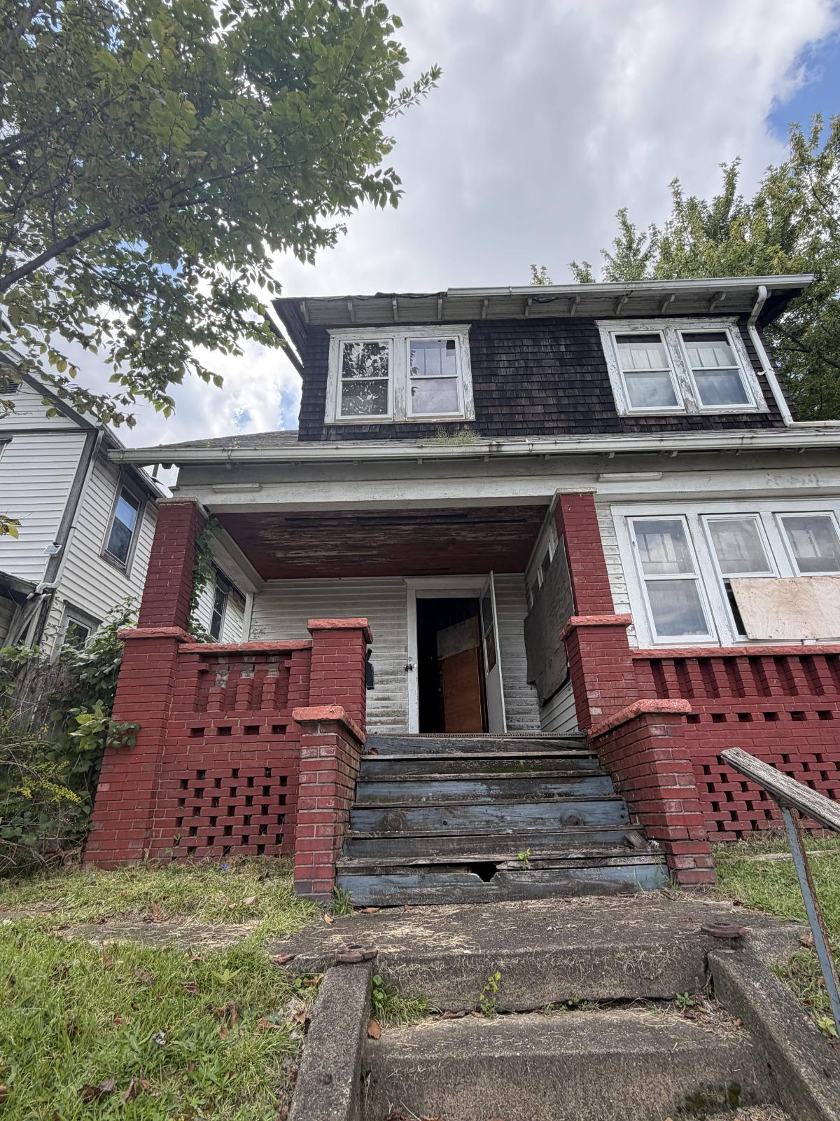 Fix & Flip Multi-Family in Akron, OH 44304 – $35,000 — exterior photo