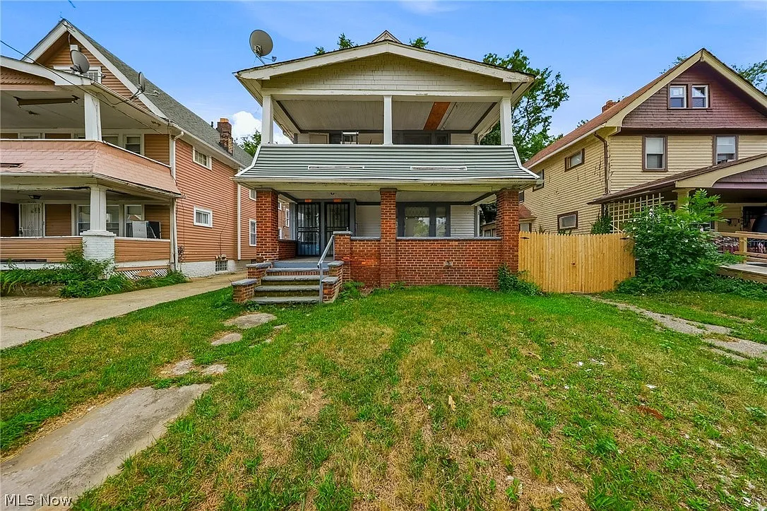 Section 8 Multi-Family in Cleveland, OH 44108 – $95,000 — exterior photo