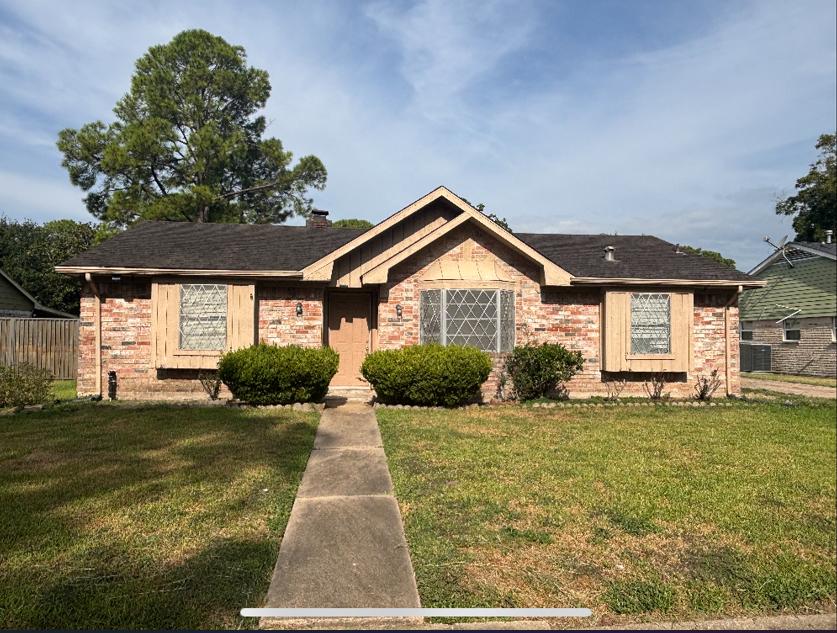 Fix & Flip SFH in Houston, TX 77099 – $185,000 — exterior photo