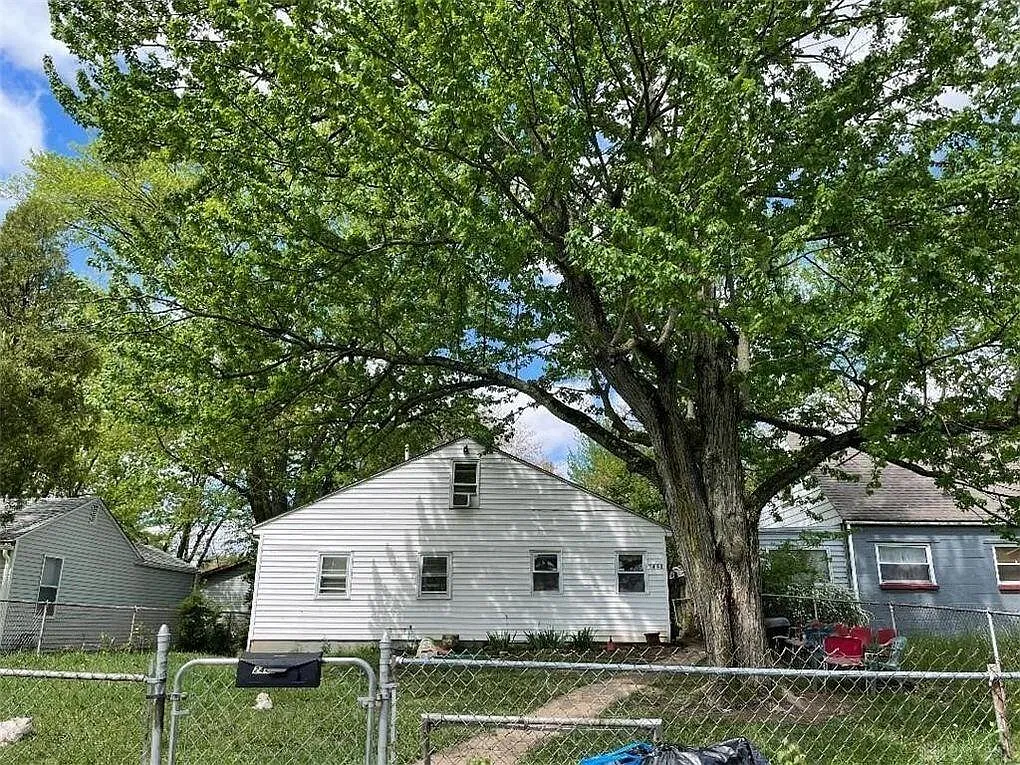 Section 8 SFH in Dayton, OH 45406 – $60,000 — exterior photo